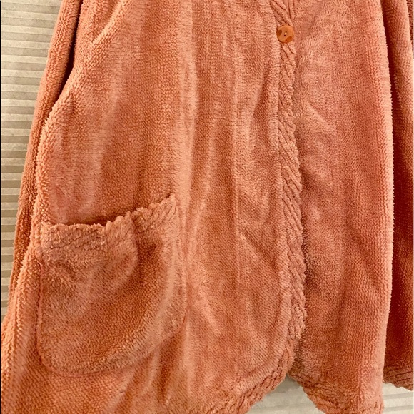 Excellent condition Pink Chenille jacket - Picture 3 of 5